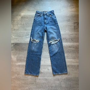 Levi’s High Loose Jeans size 24